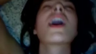 Napaljena Nevena skace po kurcu