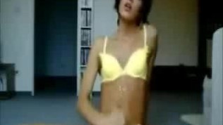 Teen Shemale Jerks Off And Cums On Live Cam