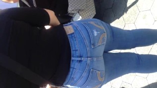 Big booty mexican milf in blue jeans