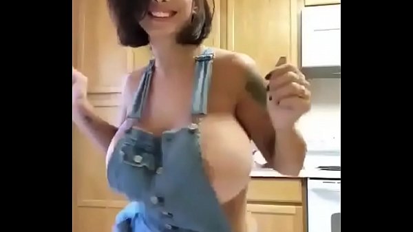 Girl With Big Tits Dancing - Dancing Boobs â€“ xhamster Gold
