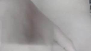 Vagina depilada y mojada MERG  2020