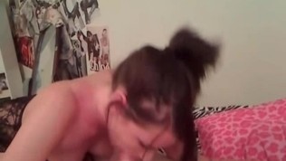 Cum swallowing teen gives head