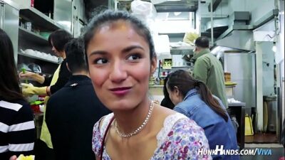 who is SHE? exotic TEEN camgirl USED… by a FAN! SQUIRTS! (Jan 29 in Hong Kong)