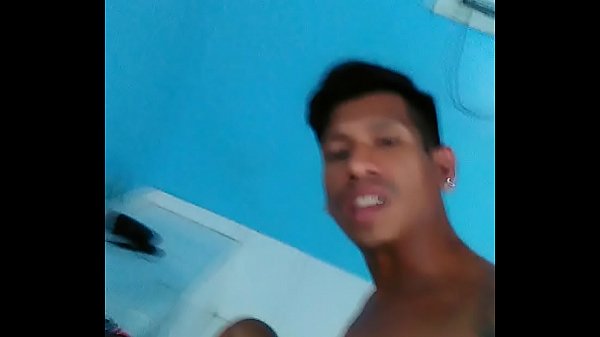 Negão venezuelano me arrombou