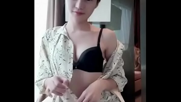 Chinese Cam Girl Lulu – Live Show 02