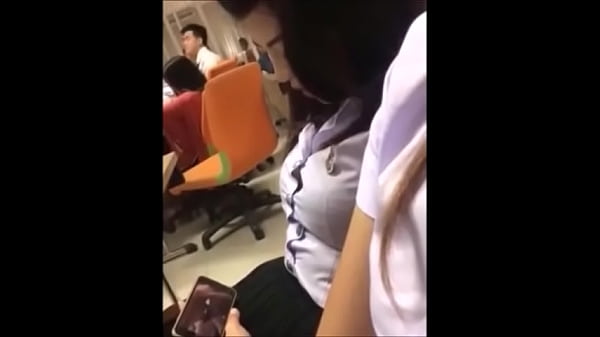 รวมคลิปหลุดจากมือถือ สาวไทยเงี่ยน