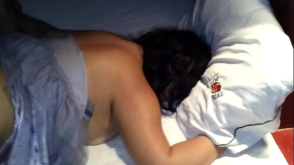 Esposa cogida por amigo