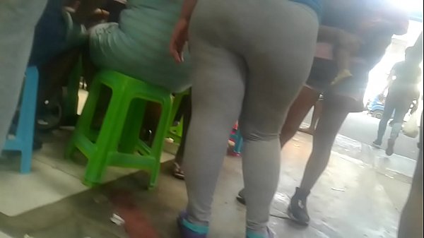 Culazo de venezolana juguera