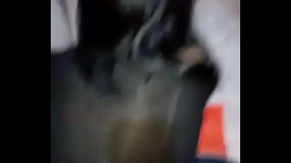 Marido comparte su mujer con amigos parte 3/6