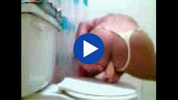 Venezolana puta Bianeht de Caracas Catia metiendose un consolador en el culo