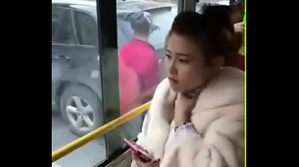 Chinese girl kissed. In bus .
