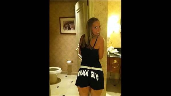 Cô gái Việt Nam nhận được fucked bởi Dương vật đen lớn