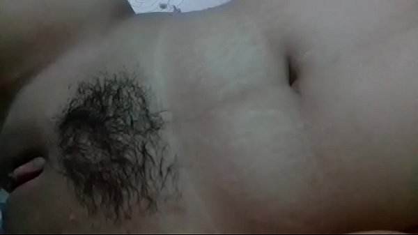 Em teen tập tành thủ dâm còn bỡ ngỡ