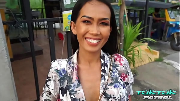 Hot Thai anal babe Noki offers up entire body to hung white tourist