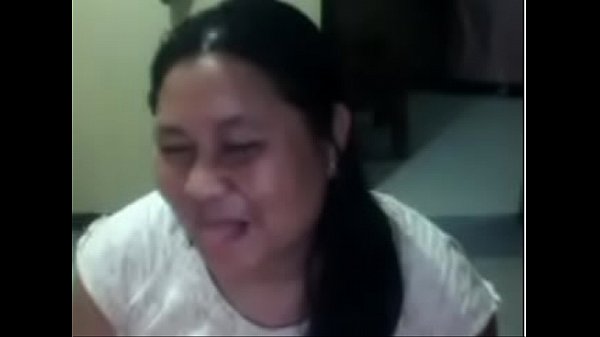 Old Filipino lady show on webcam