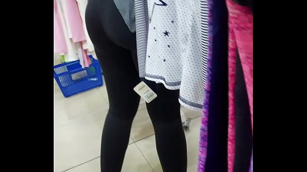 Rrica venezolana en licra buenota