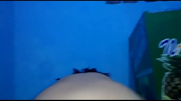 Venezolana anal llena de leche