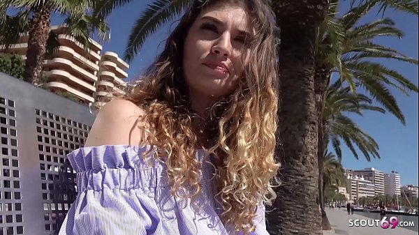 GERMAN SCOUT – Magaluf Urlauberin Candice für Geld am Strand gefickt bei Strassen Casting