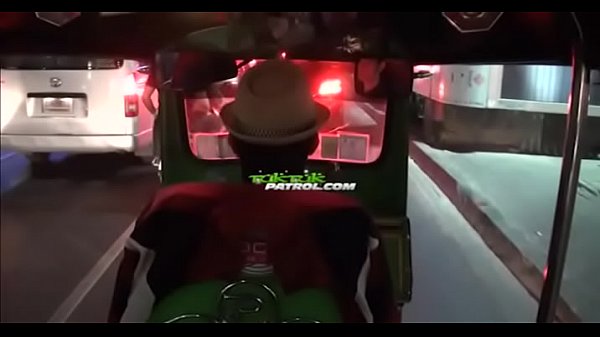 Lewd dude rams a enjoyable narrow twat of a thai sex doll