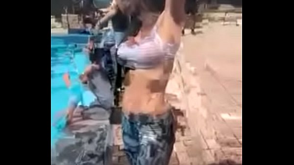 Venezolana con Bra Transparente