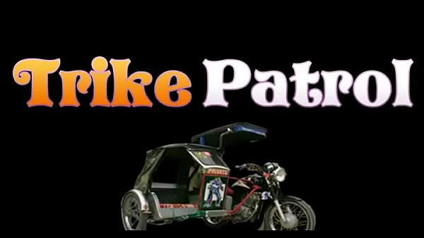 Delicious thai babe strips to boast of her ideal body