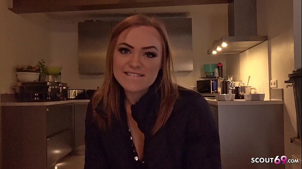 GERMAN SCOUT – ROTHAARIGE HOBBY NUTTE ALICE AUS FLENSBURG DAS ERSTE MAL VOR DER KAMERA GEFICKT