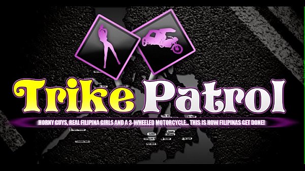 Thai slut blows a pecker