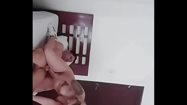 Venezolana es follada por dinero